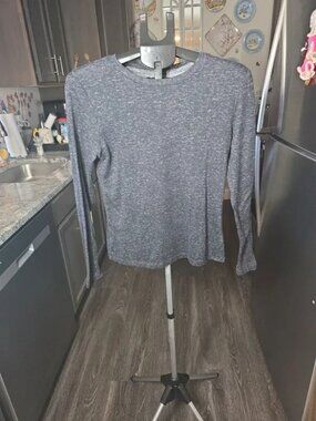 Danskin long sleeve shirt